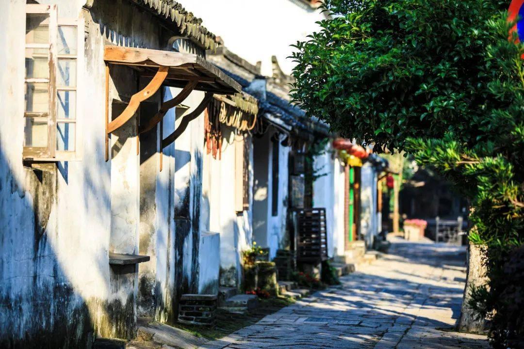 探索未知世界,与赣州孕之彩专卖店在什么位置一起解答疑惑!